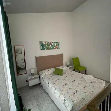 Tuttifrutti Holiday Acireale Exterior photo
